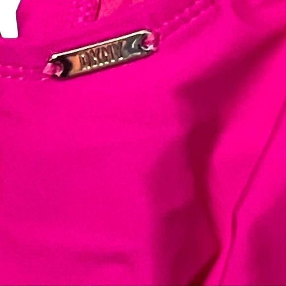 ☀️☀️☀️ DKNY FUSCIA Ruffle Tankini with Full Coverage Bottom - Picture 8 of 12